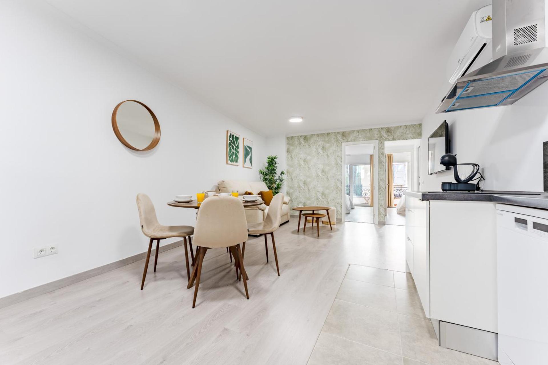 Zorzano City Center Apartment มาลากา ภายนอก รูปภาพ