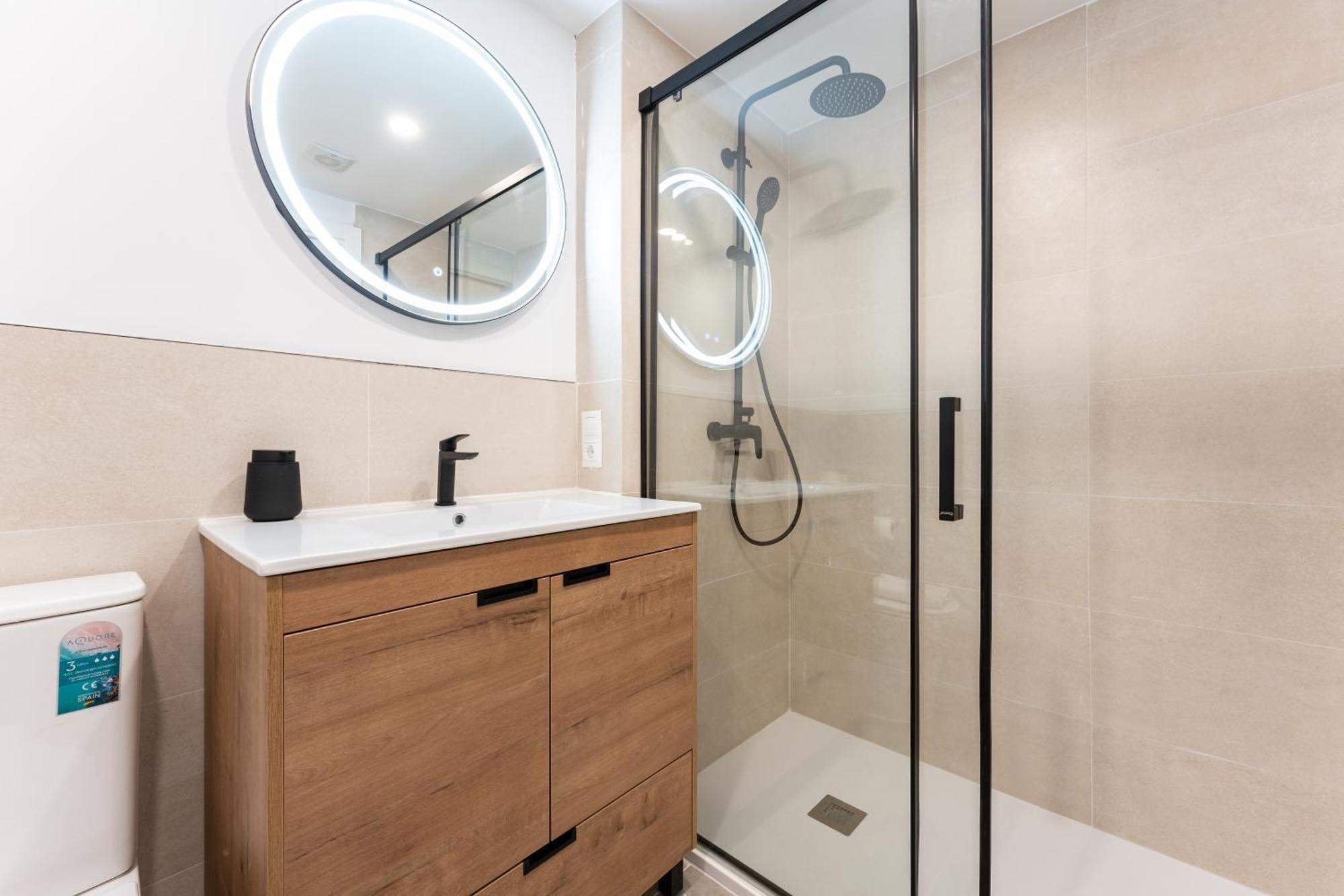 Zorzano City Center Apartment มาลากา ภายนอก รูปภาพ