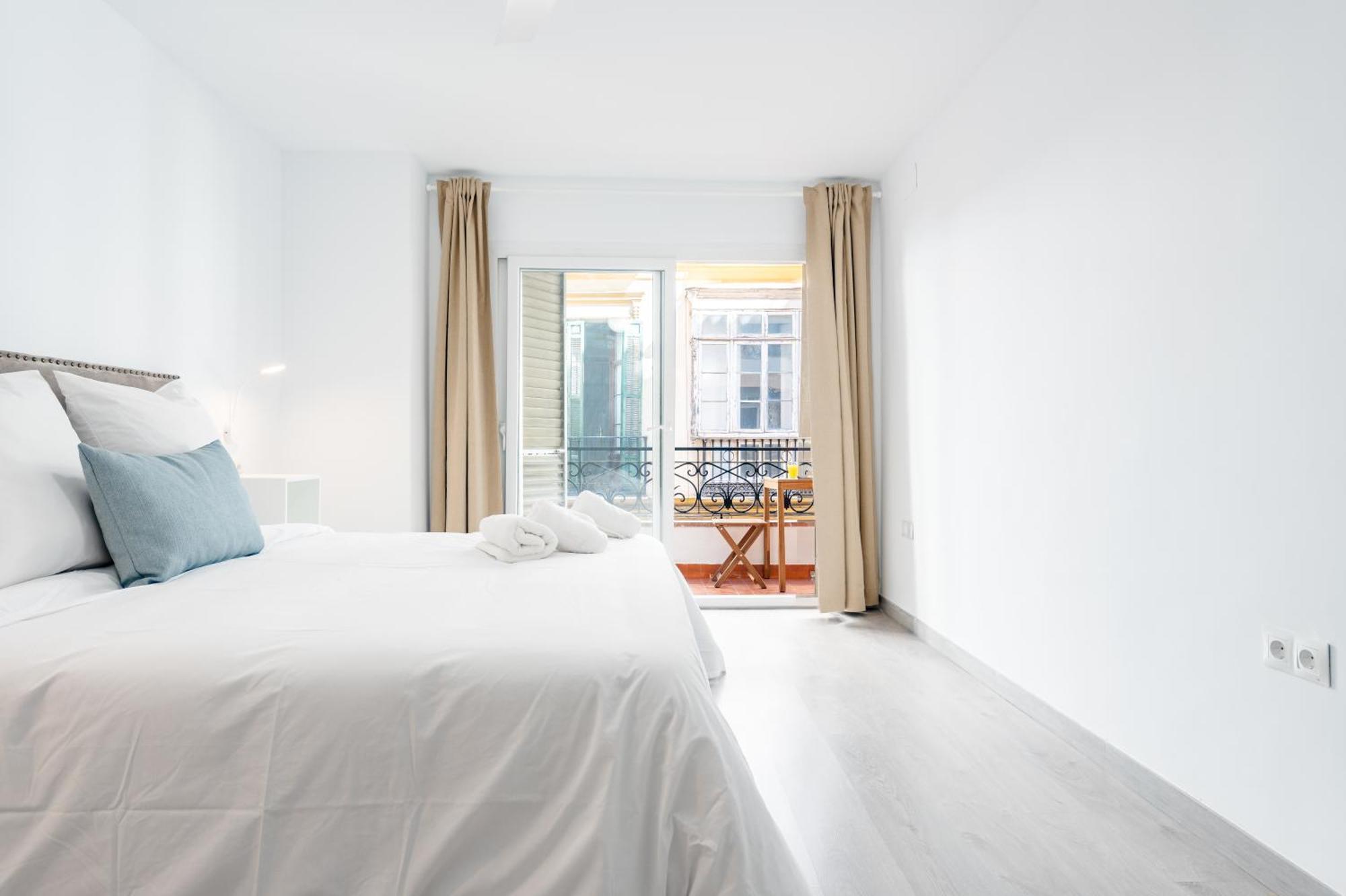 Zorzano City Center Apartment มาลากา ภายนอก รูปภาพ