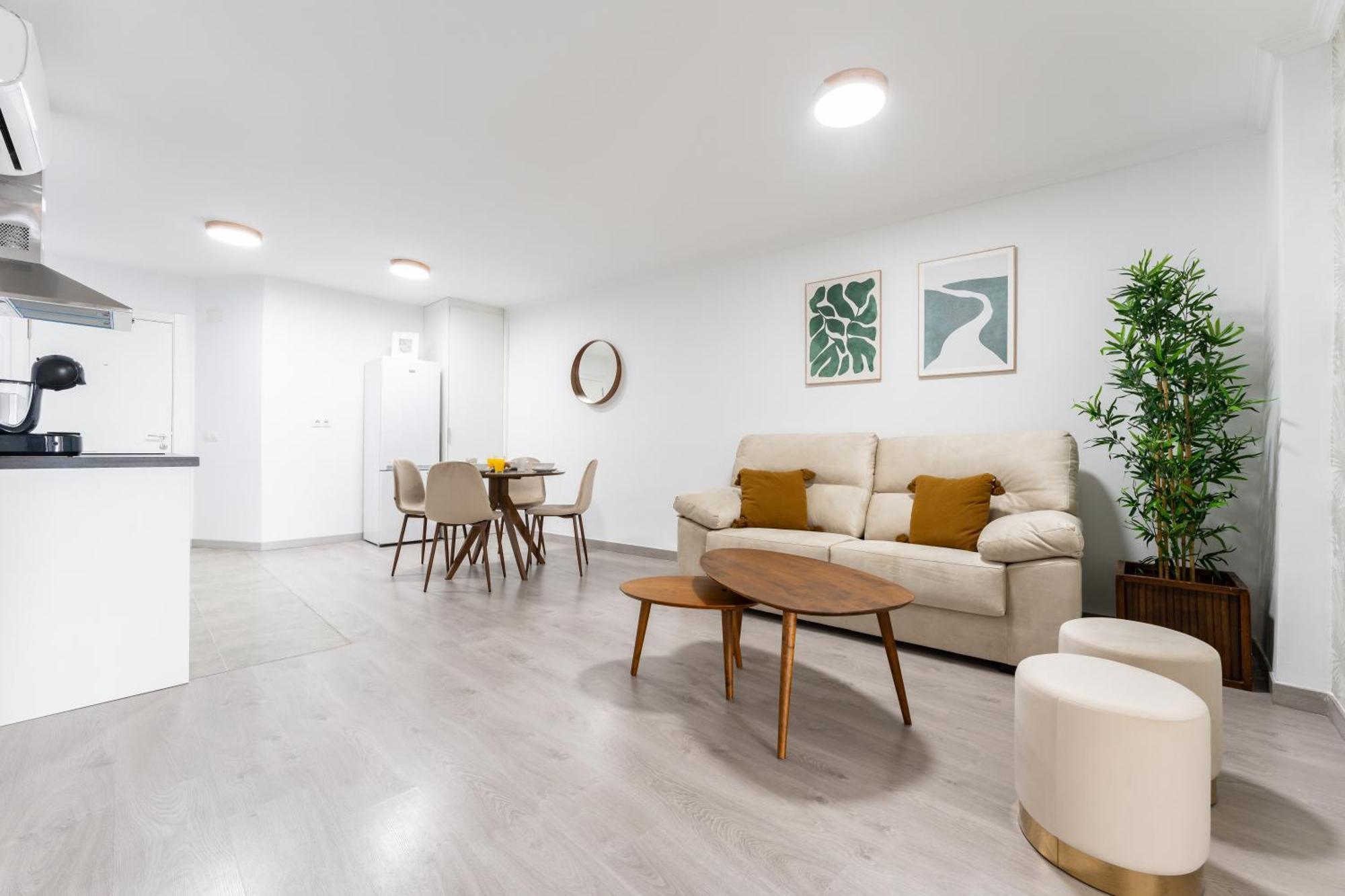 Zorzano City Center Apartment มาลากา ภายนอก รูปภาพ