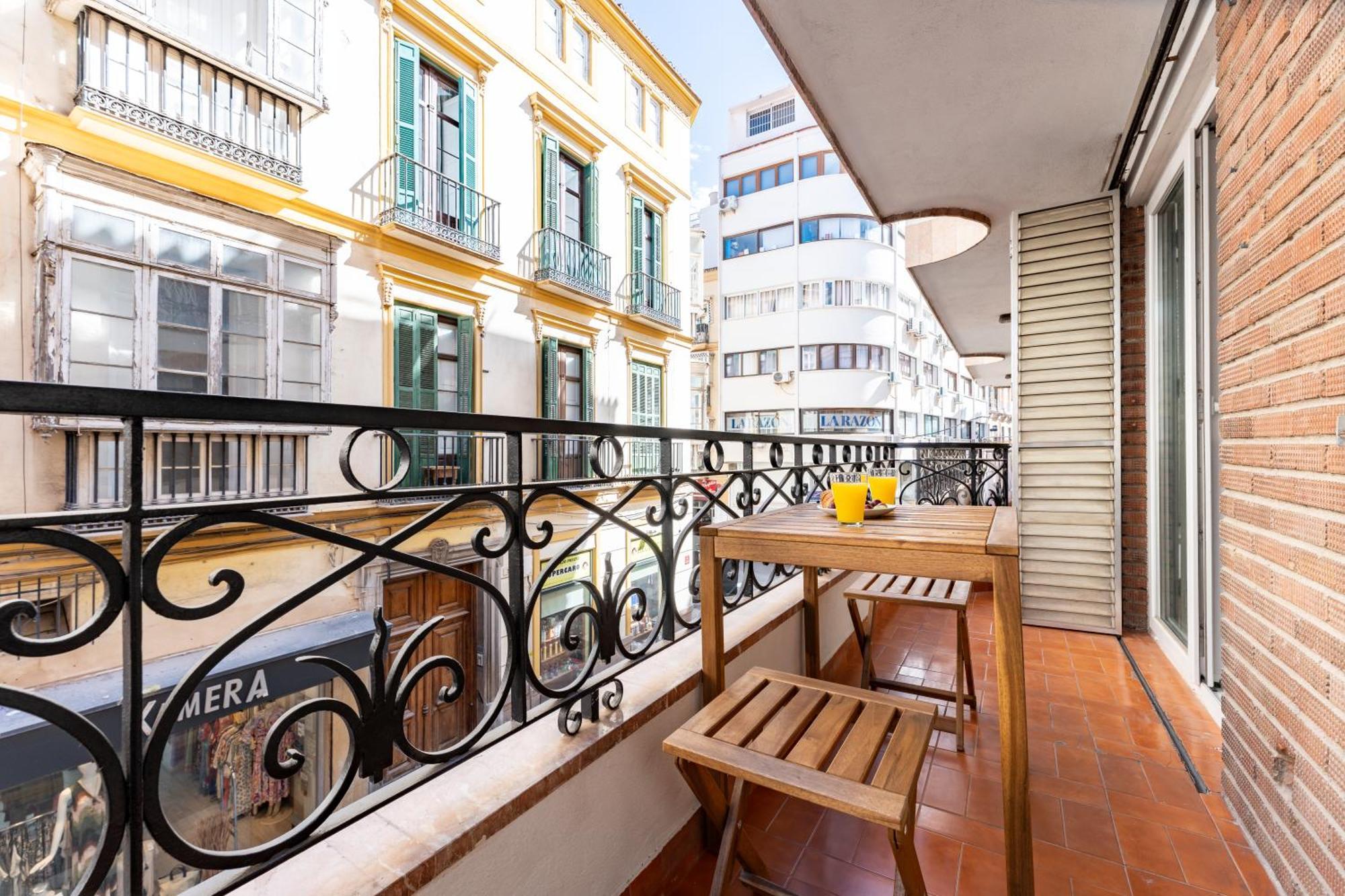 Zorzano City Center Apartment มาลากา ภายนอก รูปภาพ